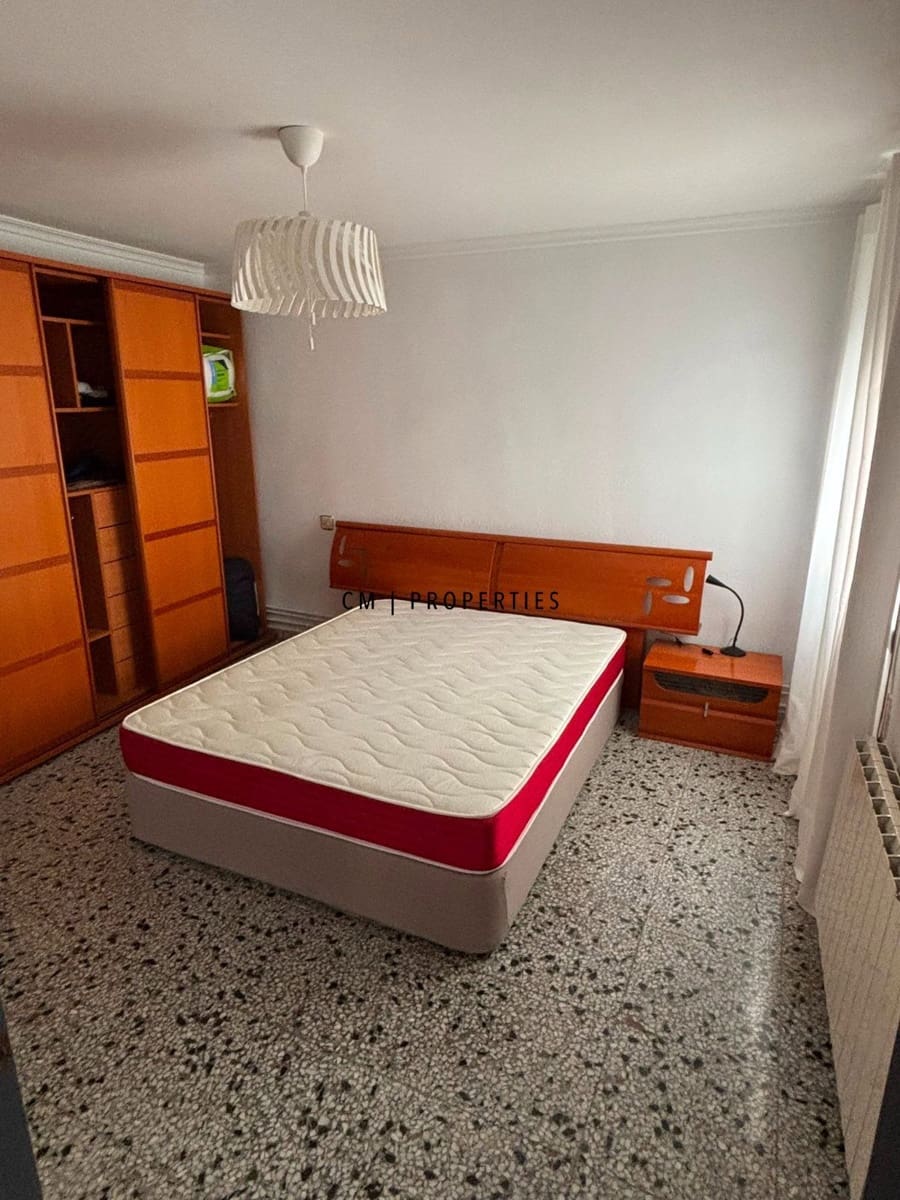 5 bedroom Flat for rent in Sagunto / Sagunt - € 1,500 (Ref: 9977887)