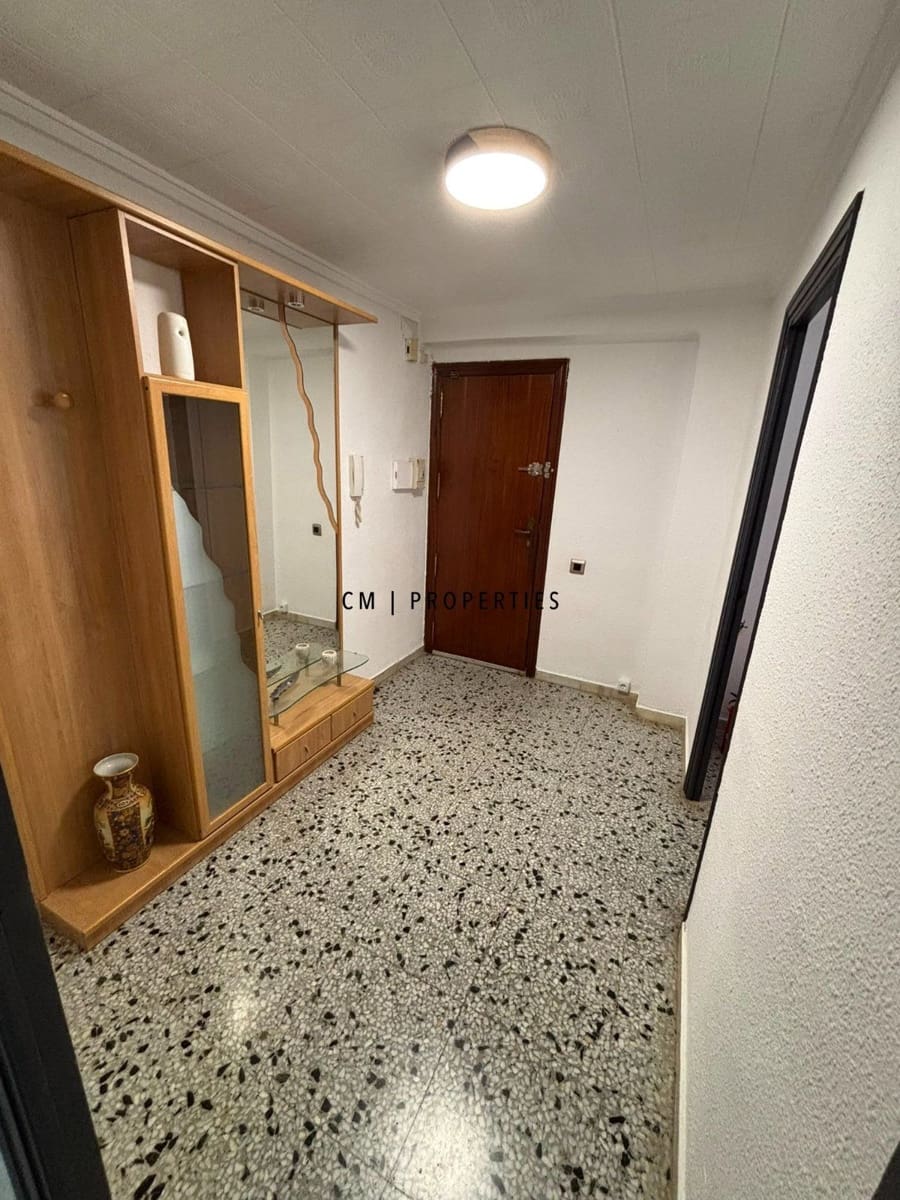 5 bedroom Flat for rent in Sagunto / Sagunt - € 1,500 (Ref: 9977887)