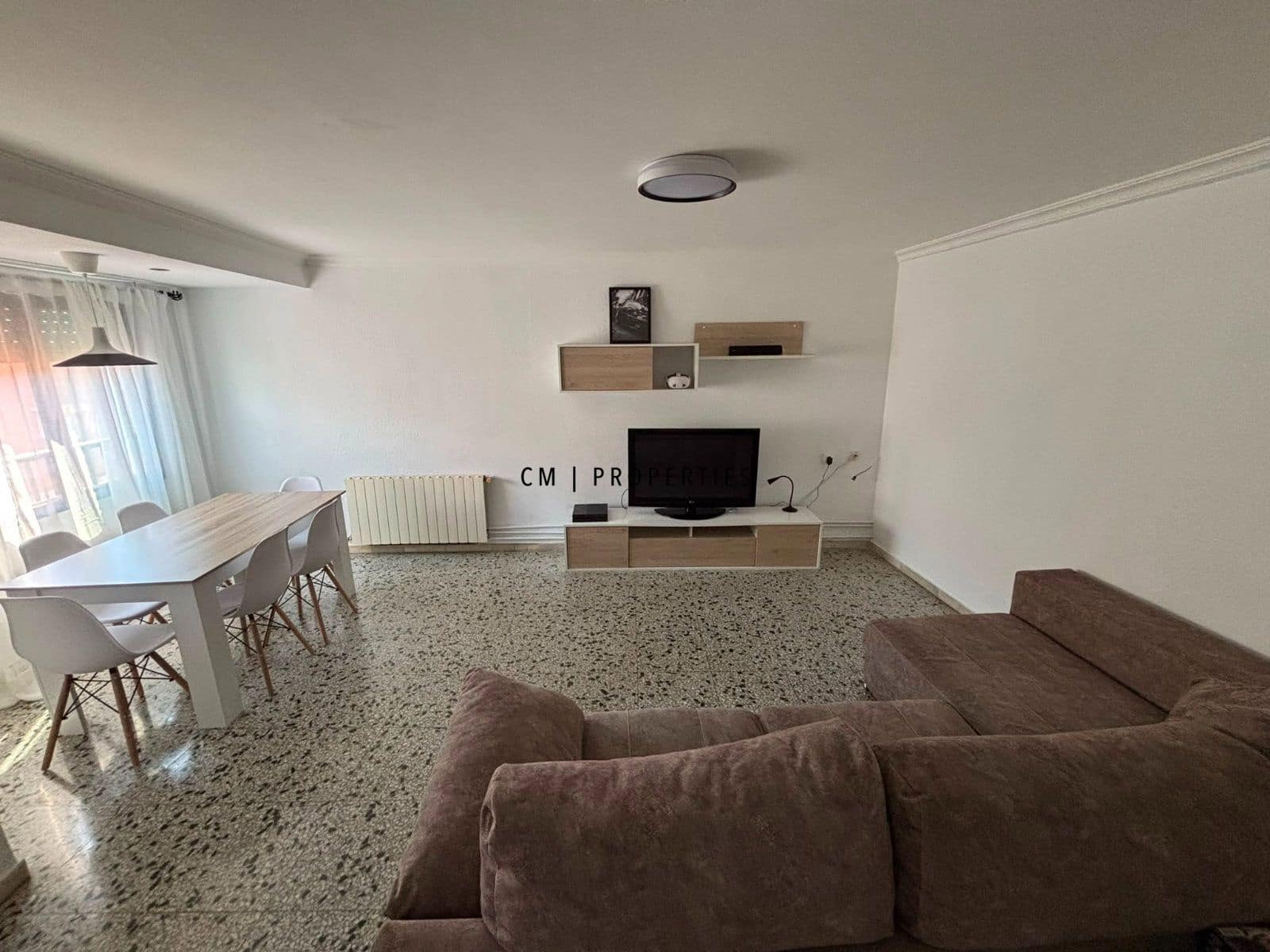 5 bedroom Flat for rent in Sagunto / Sagunt - € 1,500 (Ref: 9977887)