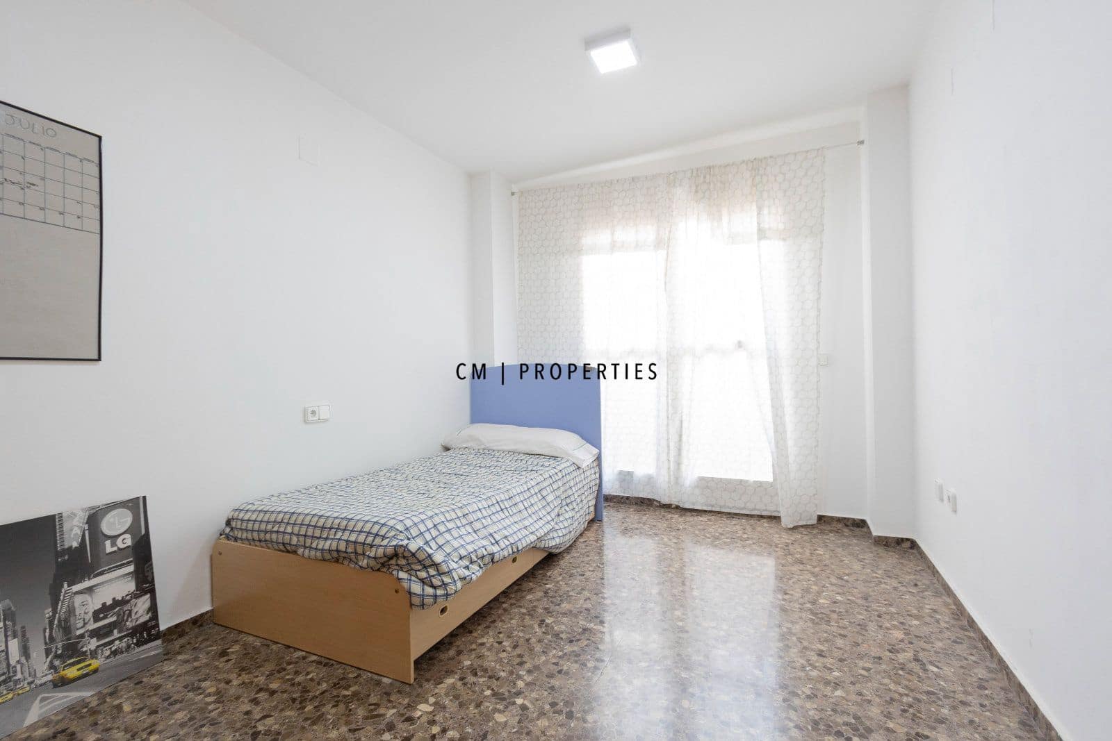 3 bedroom Flat for sale in Burjassot with garage - € 300,000 (Ref: 9985674)