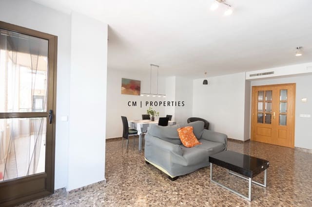 3 bedroom Flat for sale in Burjassot with garage - € 300,000 (Ref: 9985674)