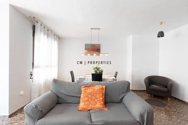 3 bedroom Flat for sale in Burjassot with garage - € 300,000 (Ref: 9985674)