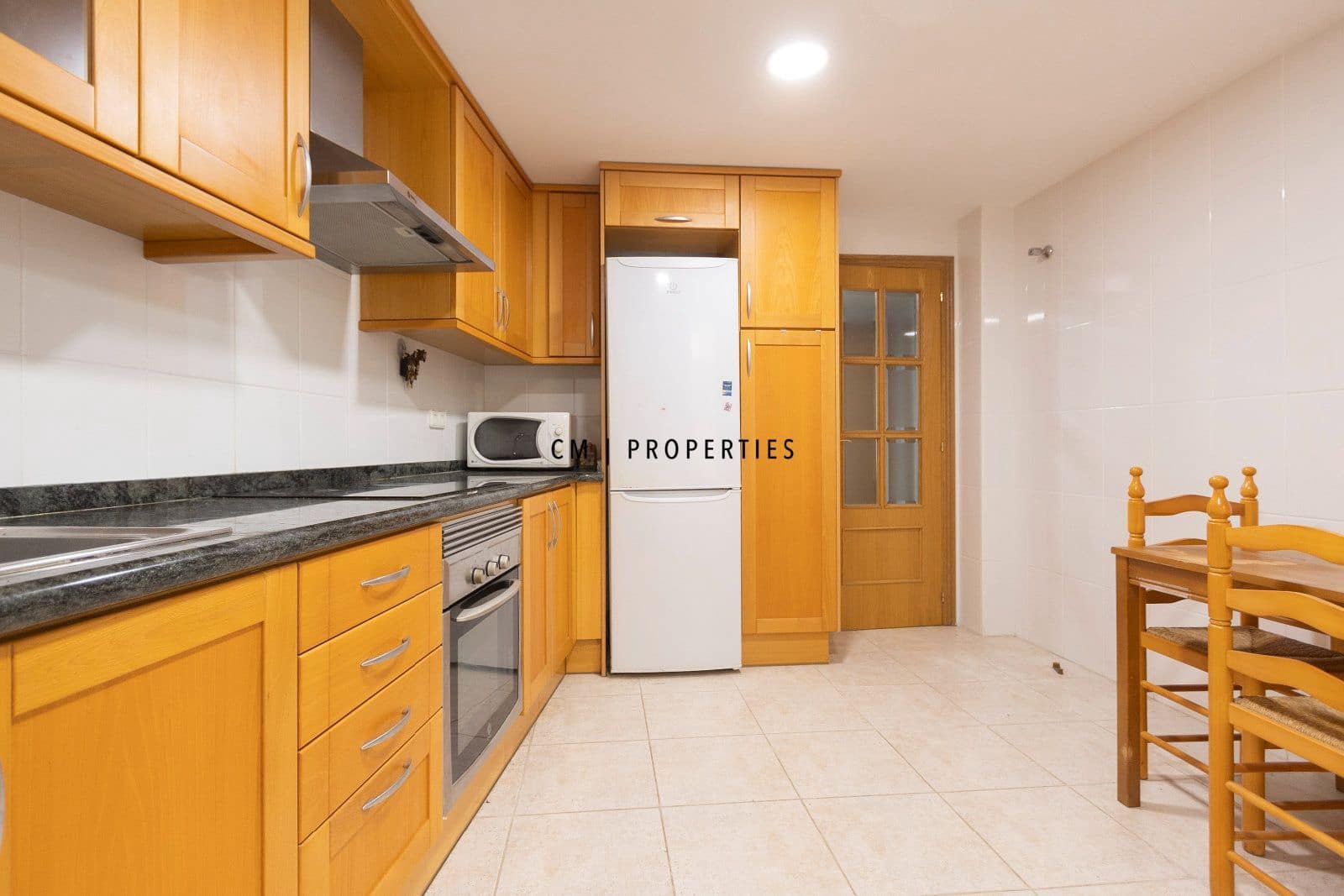 3 bedroom Flat for sale in Burjassot with garage - € 300,000 (Ref: 9985674)