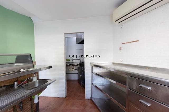 Erhverv til leje i Valencia by - € 975 (Ref: 9985819)