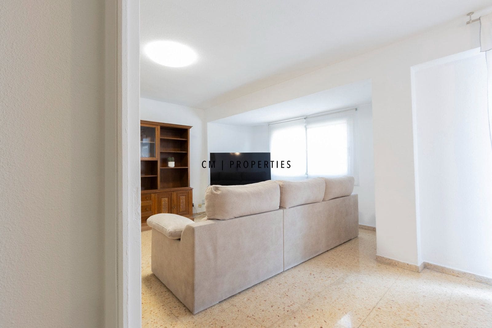 3 quarto Apartamento para arrendar em Valencia cidade - 1 500 € (Ref: 9985890)