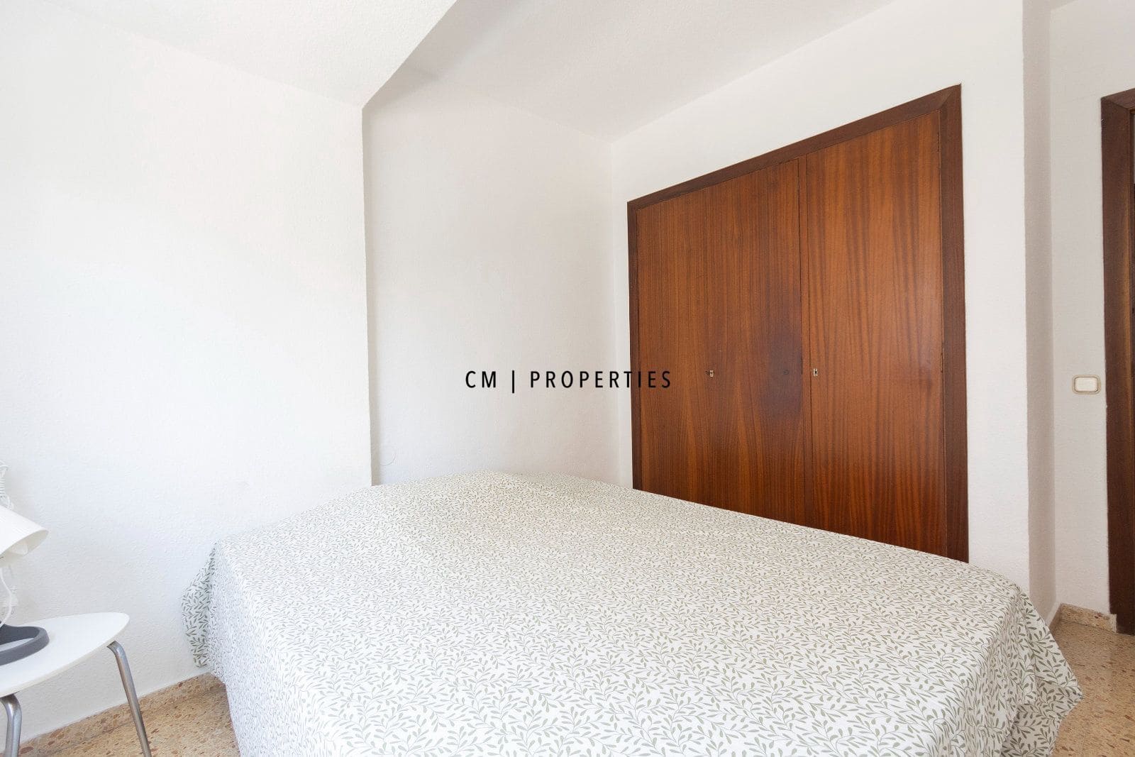 3 quarto Apartamento para arrendar em Valencia cidade - 1 500 € (Ref: 9985890)