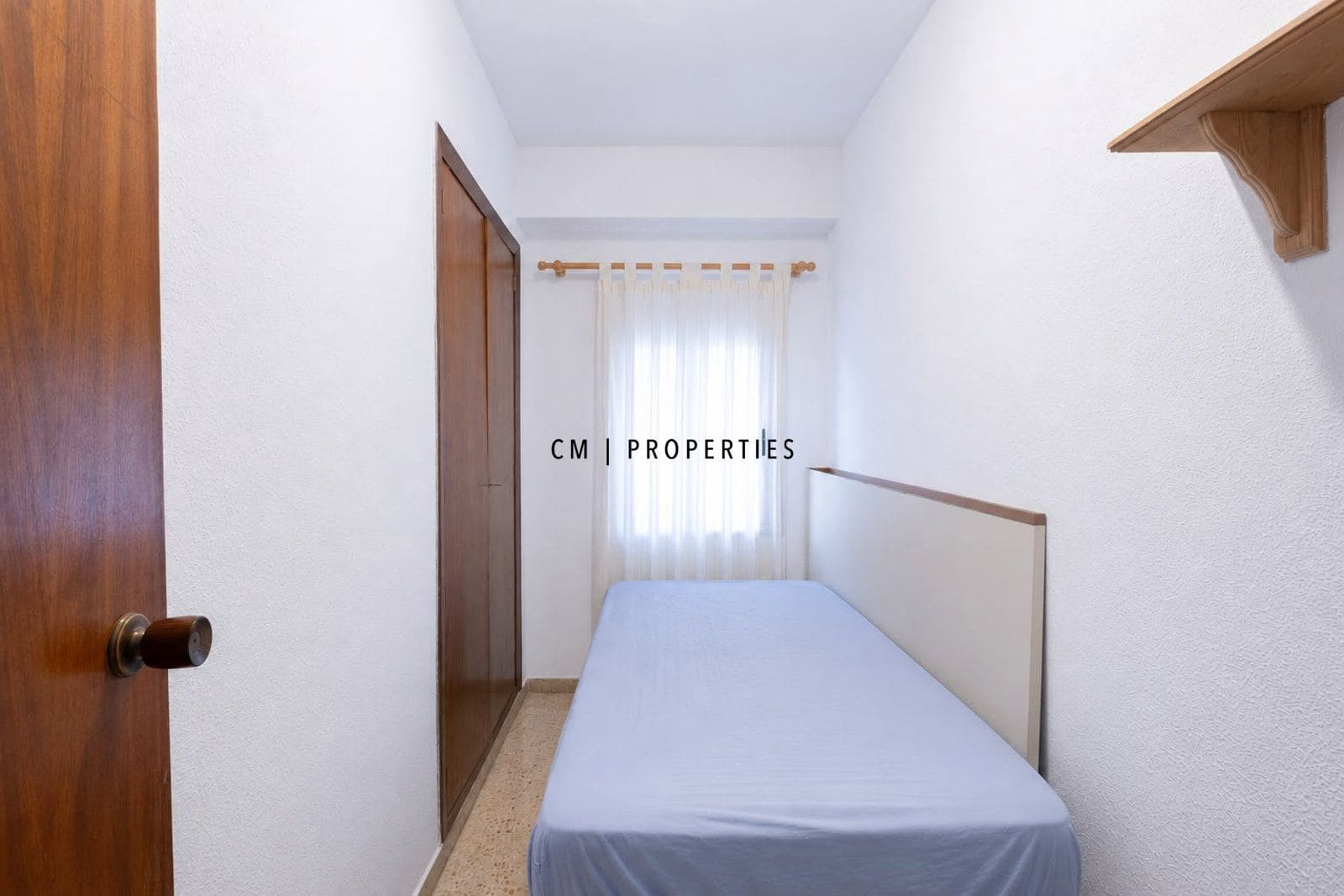 3 quarto Apartamento para arrendar em Valencia cidade - 1 500 € (Ref: 9985890)