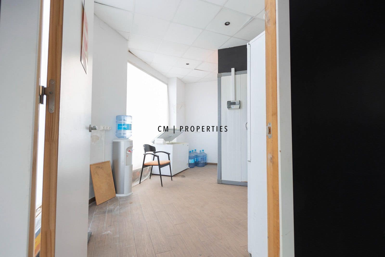 Commerciale da affittare in Valencia citta - 1.750 € (Rif: 9986188)