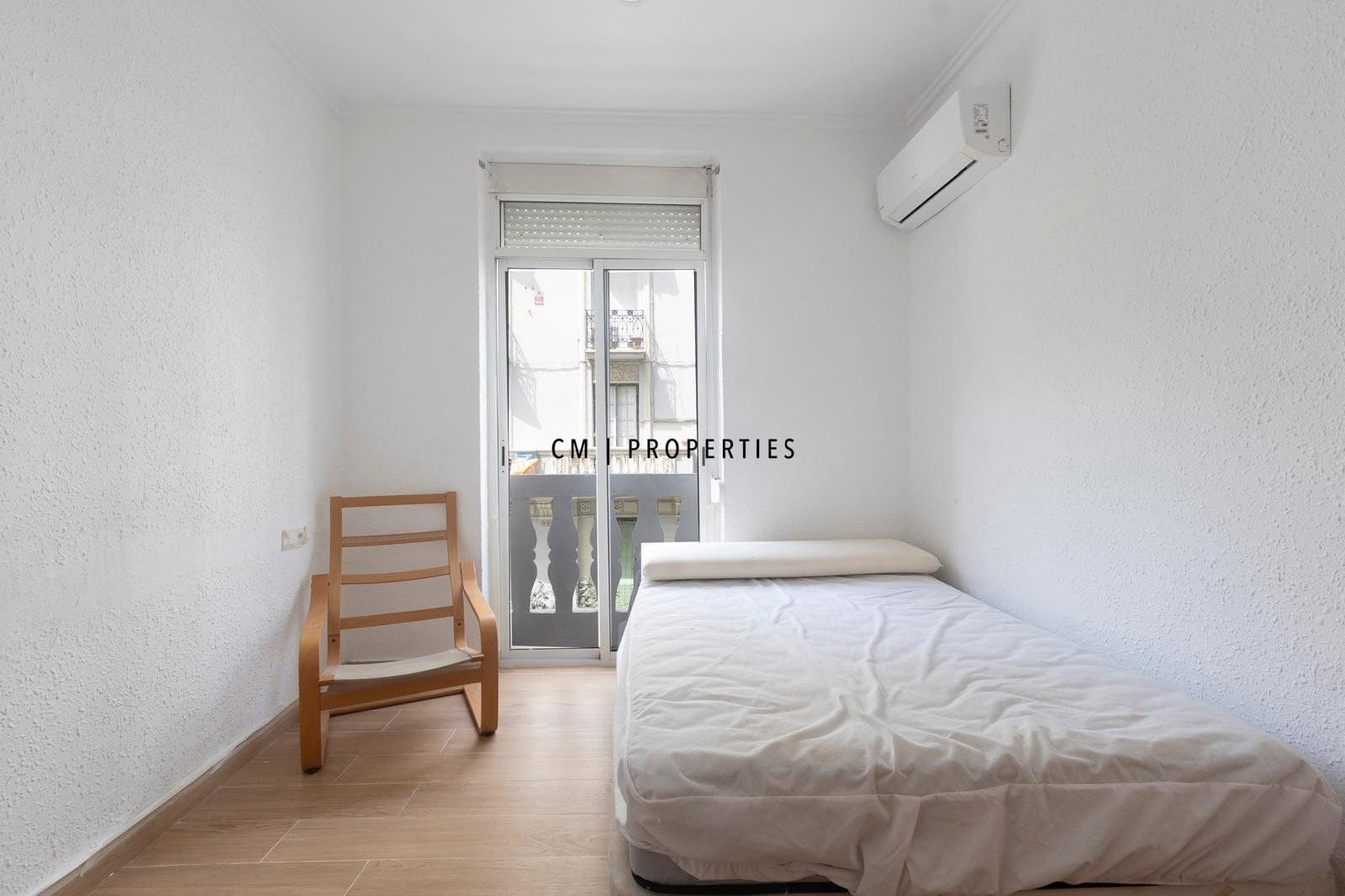 4 bedroom Flat for rent in Valencia city - € 1,750 (Ref: 9996206)