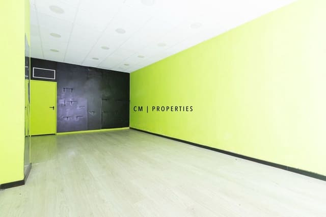 Kommersiell til leie i Algiros, Valencia by - € 975 (Ref: 9996416)