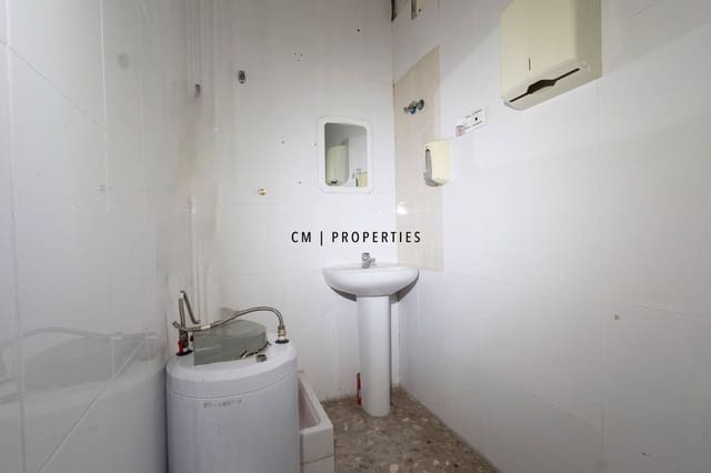 Kommersiell til leie i Algiros, Valencia by - € 975 (Ref: 9996416)