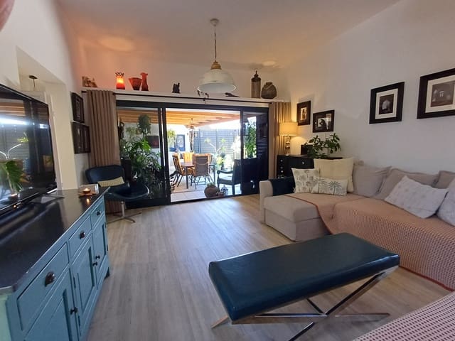 2 quarto Moradia para venda em Corralejo, La Oliva com garagem - 315 000 € (Ref: 9837709)