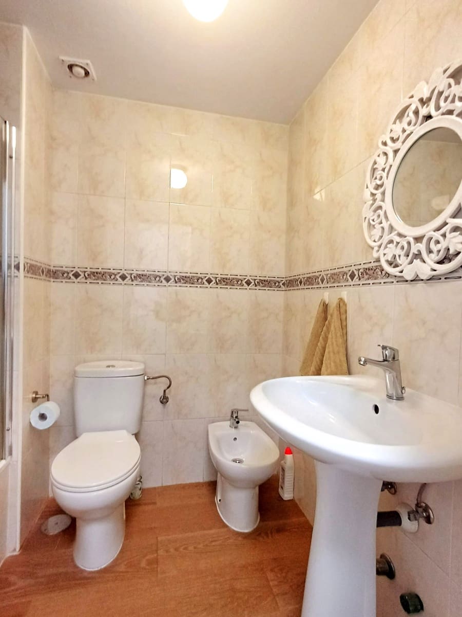 3 bedroom Apartment for sale in Corralejo - € 249,000 (Ref: 9838188)
