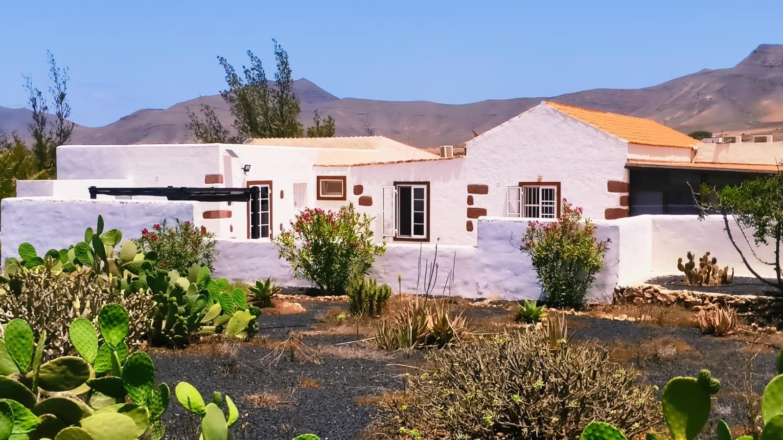 5 sovrum Villa till salu i Puerto del Rosario med pool garage - 590 000 € (Ref: 10022633)