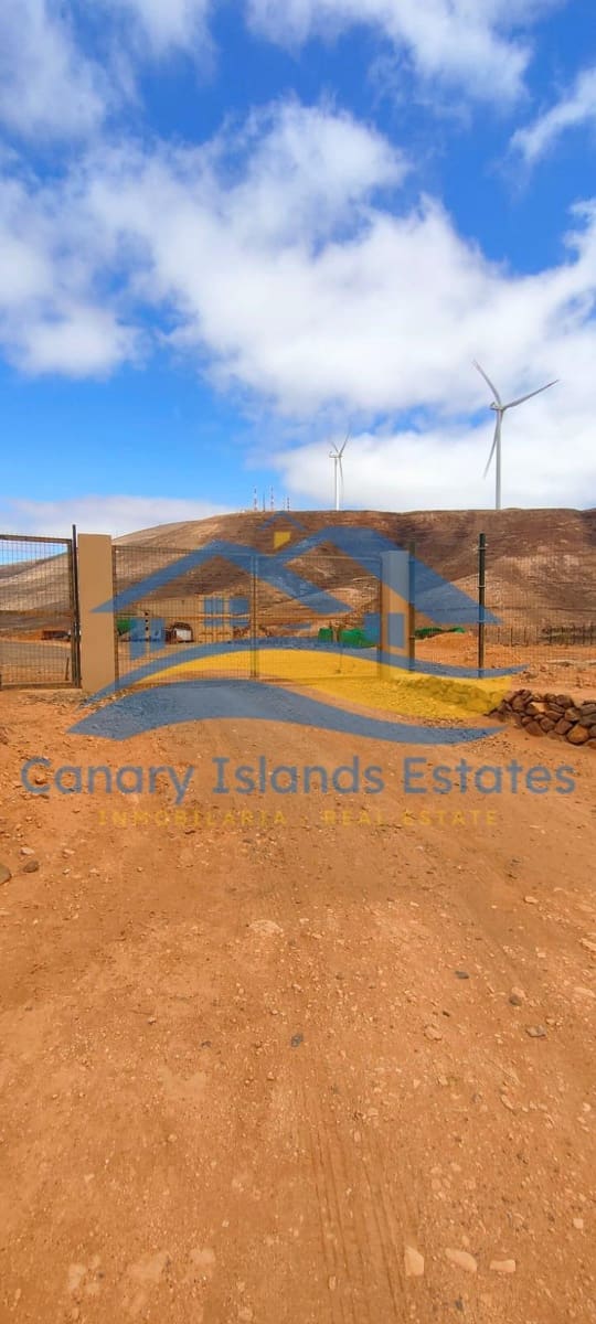 Bouwgrond te koop in Puerto del Rosario - € 165.000 (Ref: 9215271)