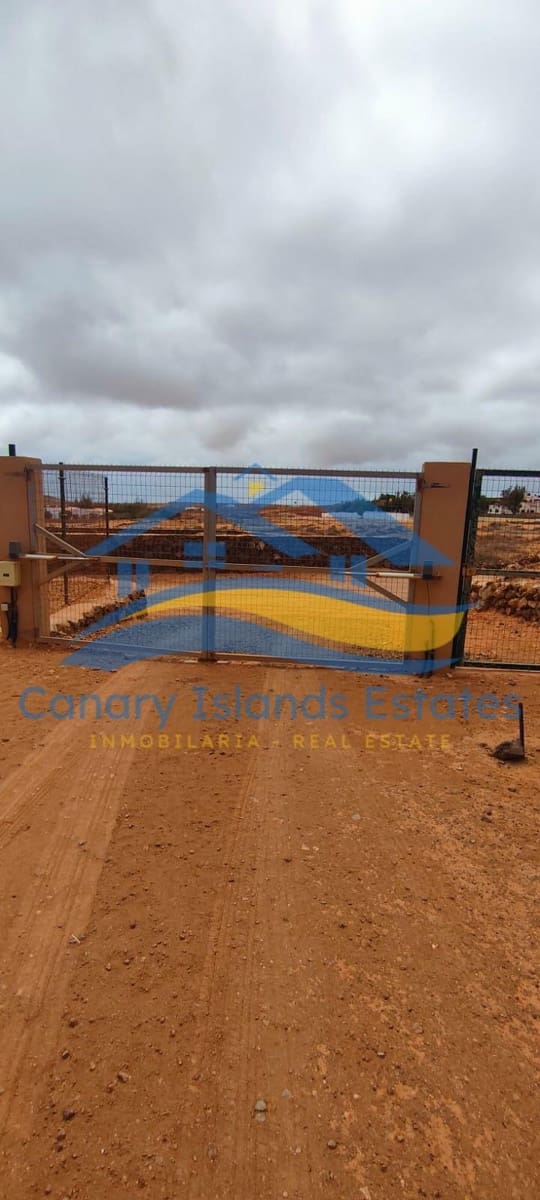 Bouwgrond te koop in Puerto del Rosario - € 165.000 (Ref: 9215271)
