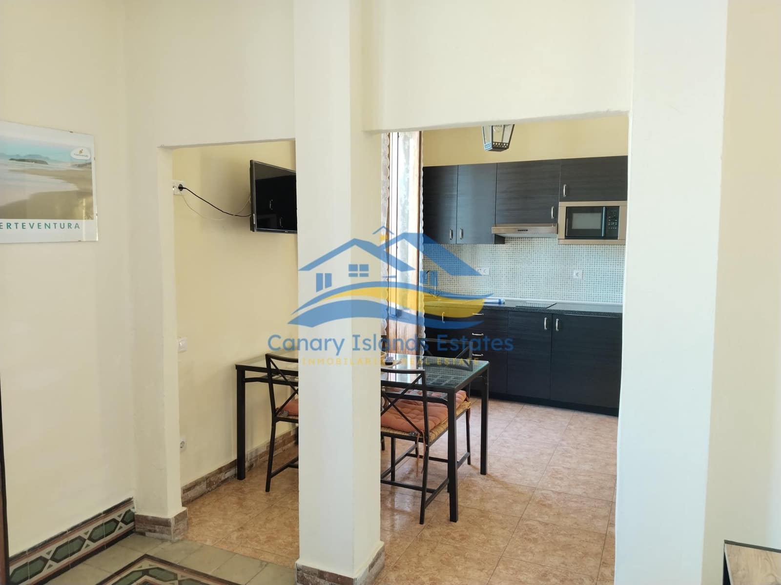 7 soveværelse Hotel til salg i Puerto del Rosario - € 595.000 (Ref: 9215272)