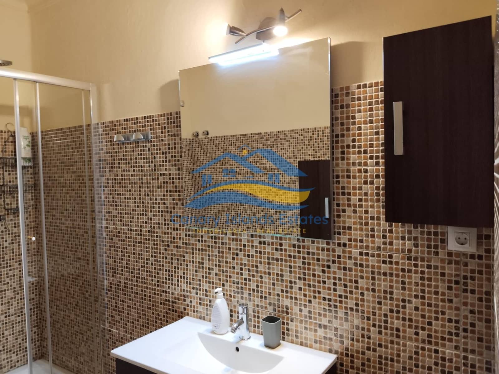 7 soveværelse Hotel til salg i Puerto del Rosario - € 595.000 (Ref: 9215272)