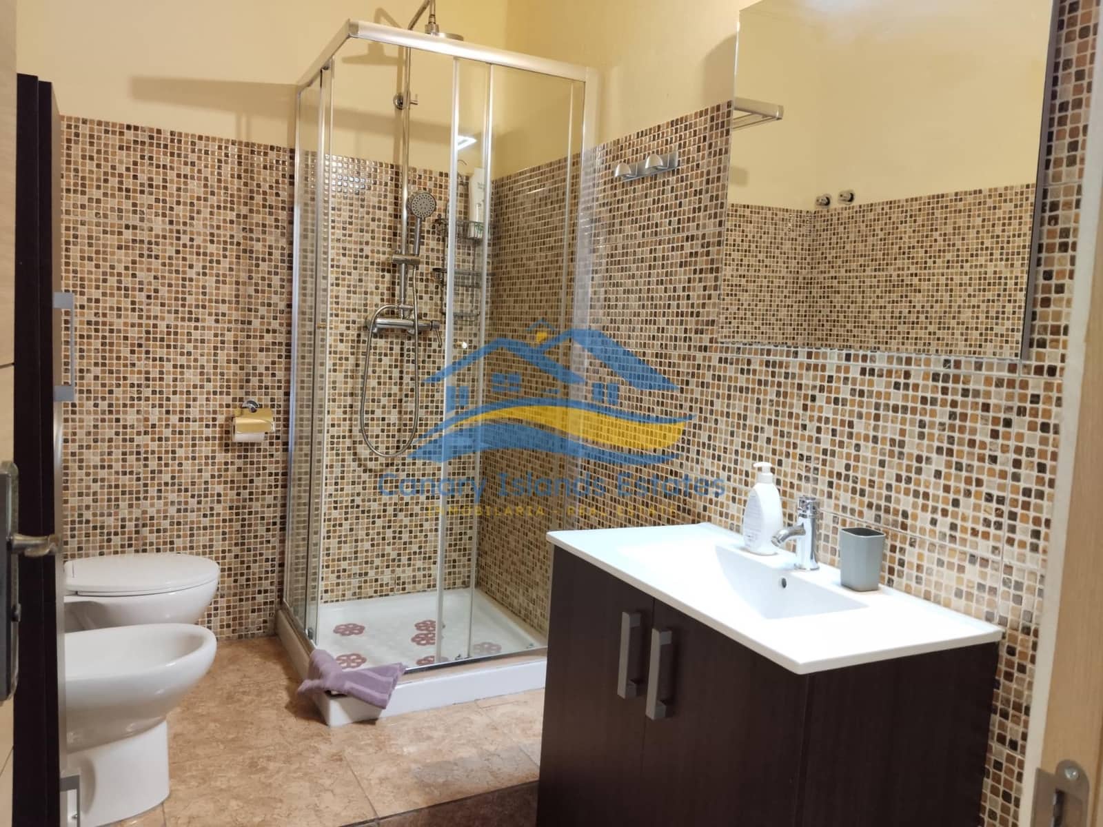 7 soveværelse Hotel til salg i Puerto del Rosario - € 595.000 (Ref: 9215272)