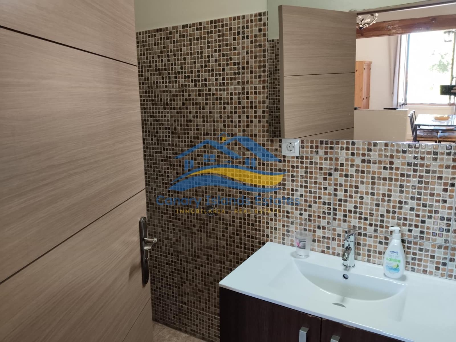 7 soveværelse Hotel til salg i Puerto del Rosario - € 595.000 (Ref: 9215272)