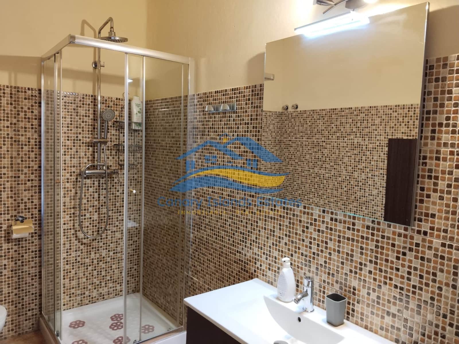 7 soveværelse Hotel til salg i Puerto del Rosario - € 595.000 (Ref: 9215272)