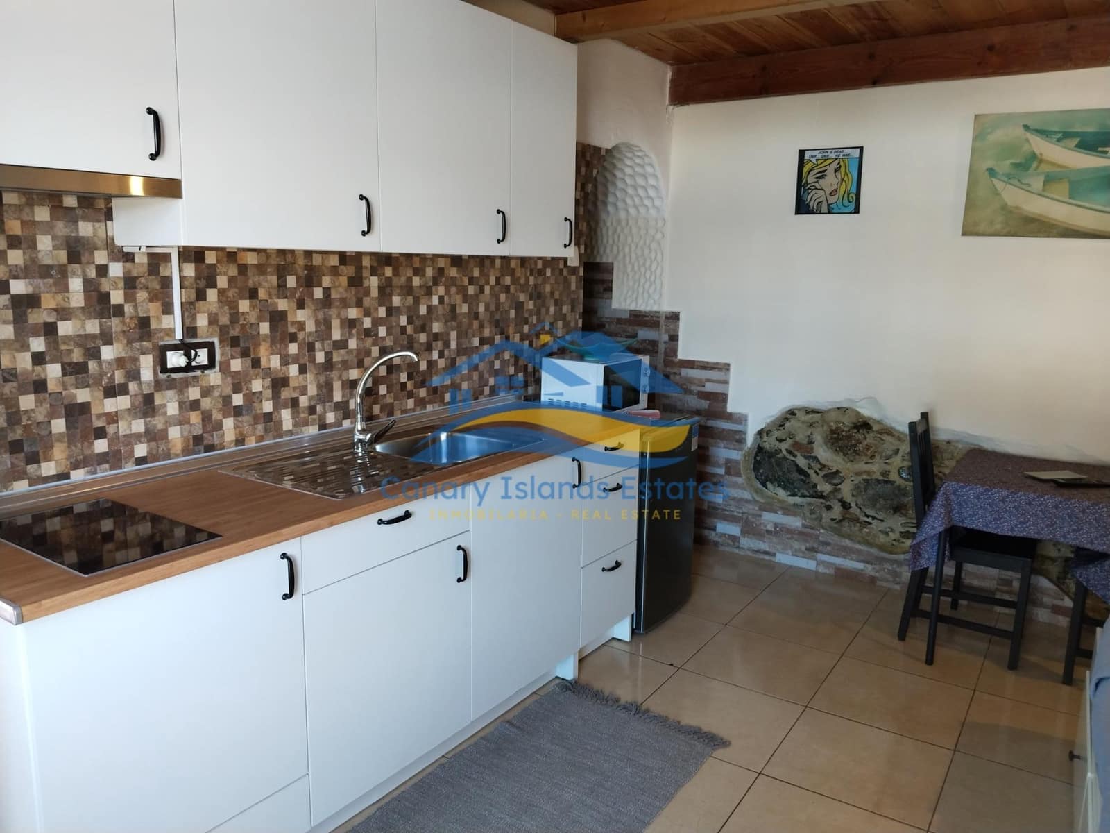 7 soveværelse Hotel til salg i Puerto del Rosario - € 595.000 (Ref: 9215272)