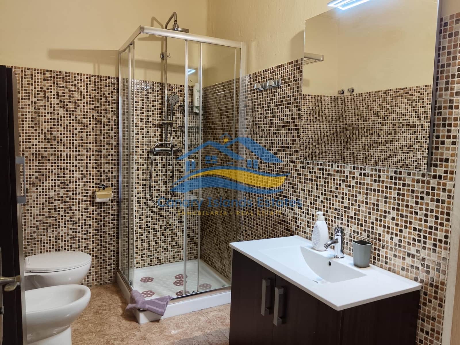 7 soveværelse Hotel til salg i Puerto del Rosario - € 595.000 (Ref: 9215272)