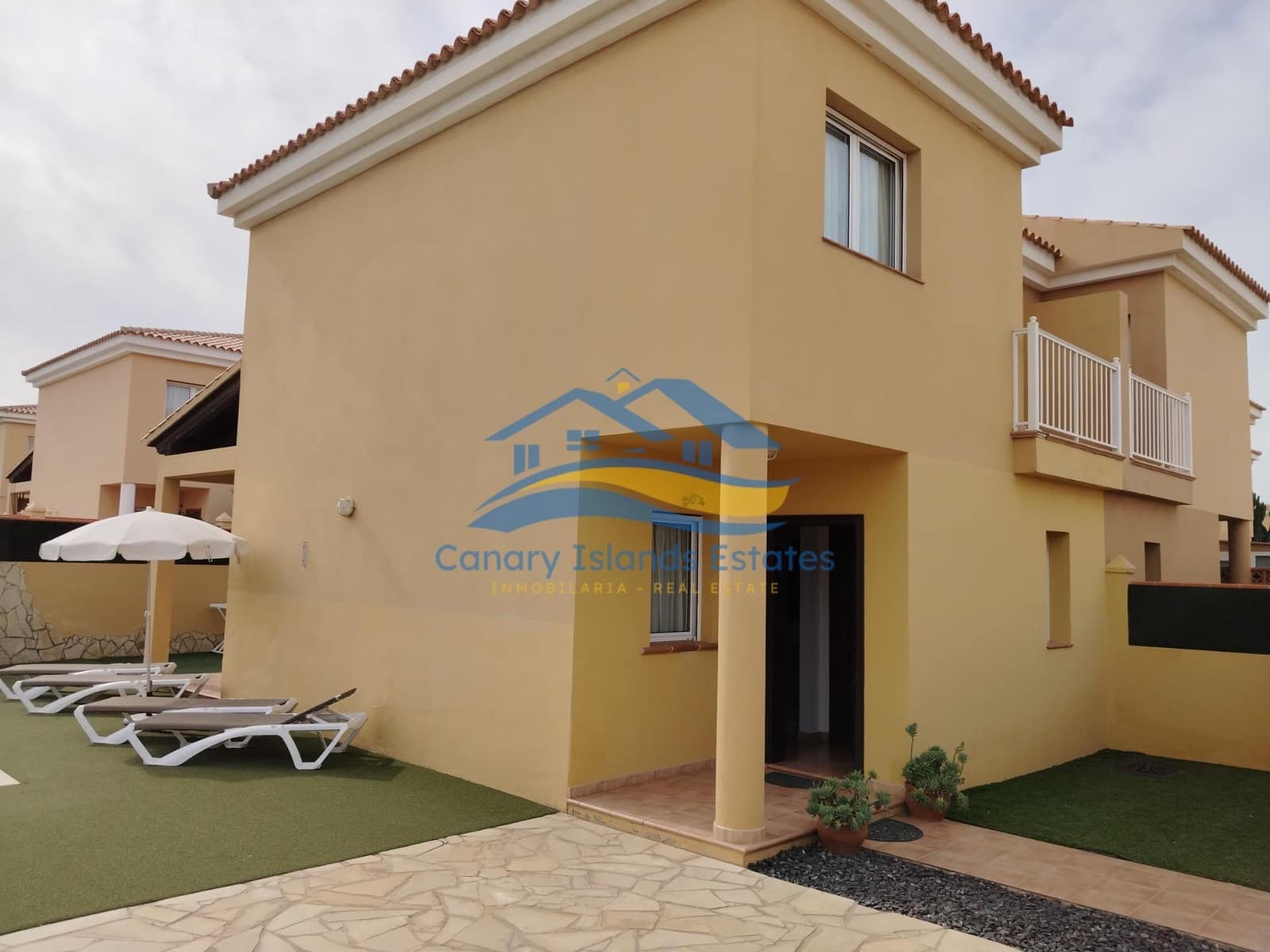 2 sypialnia Willa na sprzedaż w Corralejo - 395 000 € (Ref: 9215275)