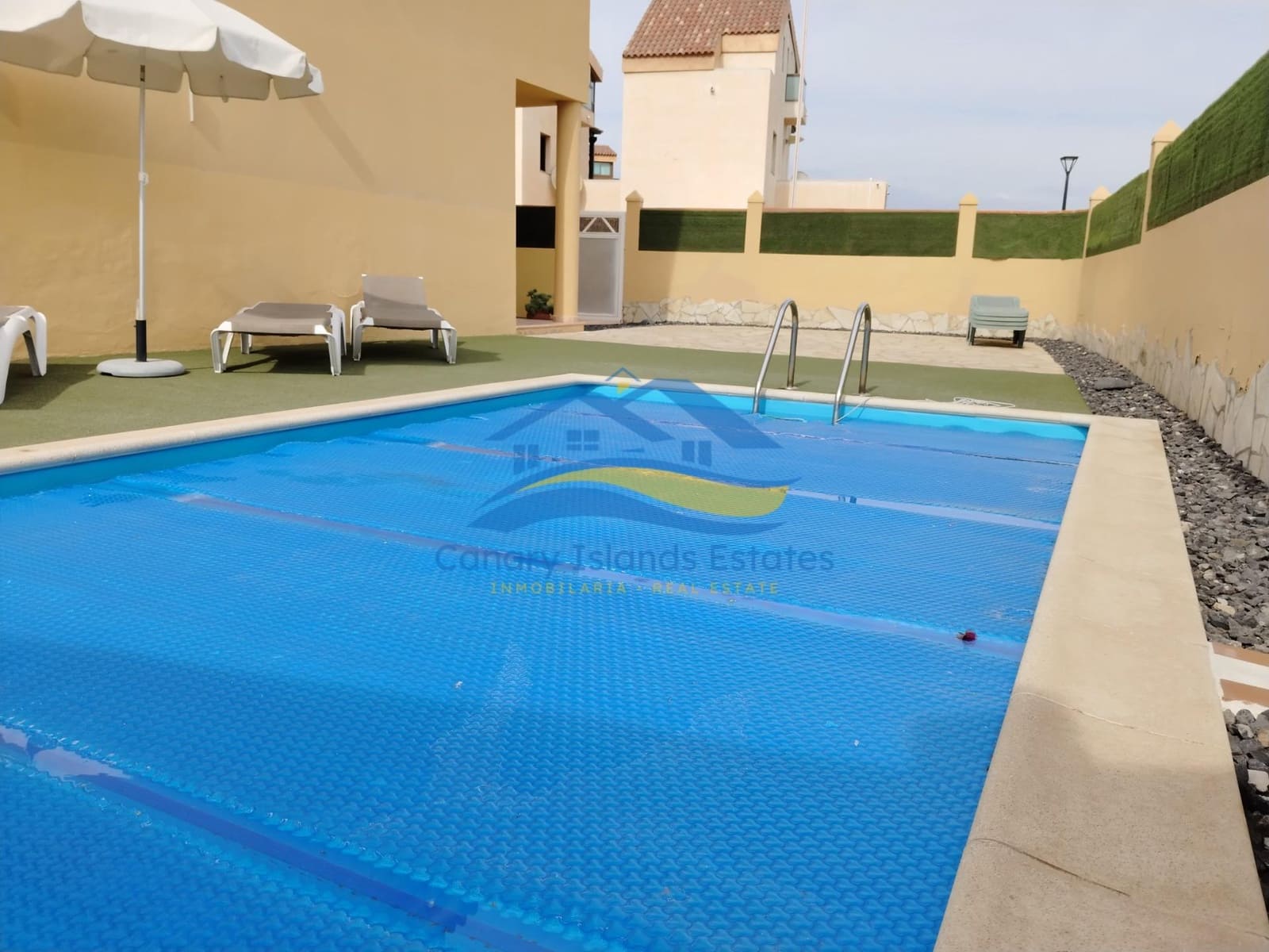 2 sypialnia Willa na sprzedaż w Corralejo - 395 000 € (Ref: 9215275)