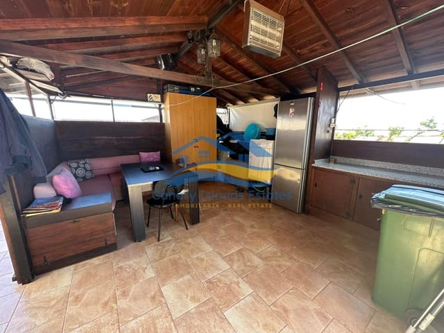 4 bedroom Finca/Country House for sale in Tuineje - € 285,000 (Ref: 9215277)