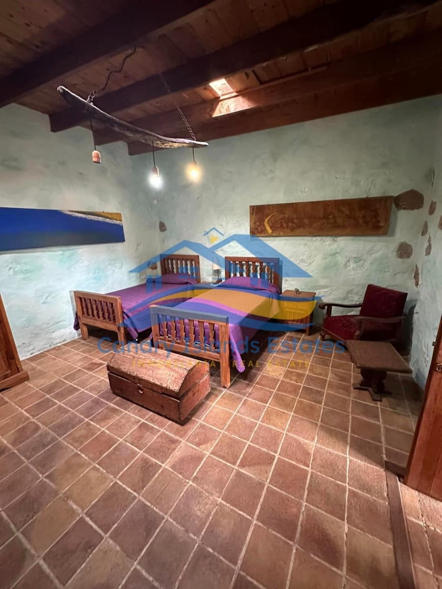 4 soveværelse Finca/Landehus til salg i Puerto del Rosario - € 680.000 (Ref: 9215278)