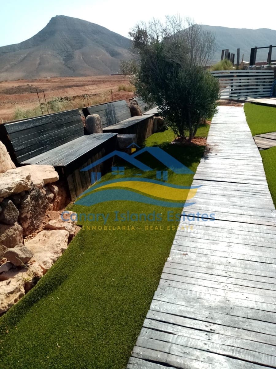 4 soveværelse Finca/Landehus til salg i Puerto del Rosario - € 680.000 (Ref: 9215278)