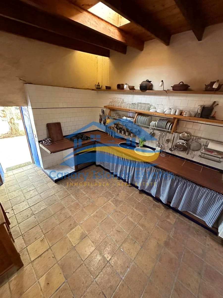 4 soveværelse Finca/Landehus til salg i Puerto del Rosario - € 680.000 (Ref: 9215278)