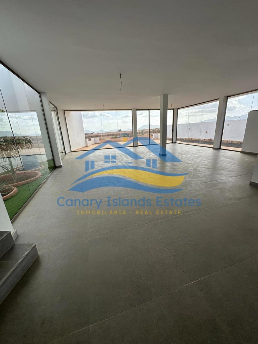 5 sovrum Villa till salu i Antigua - 590 000 € (Ref: 9215280)