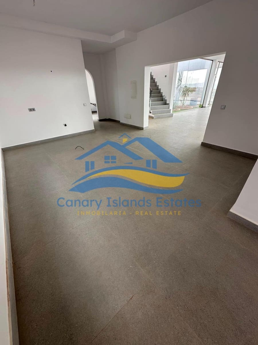 5 sovrum Villa till salu i Antigua - 590 000 € (Ref: 9215280)