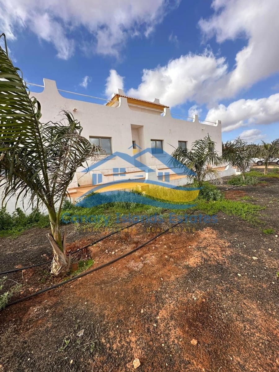 5 sovrum Villa till salu i Antigua - 590 000 € (Ref: 9215280)