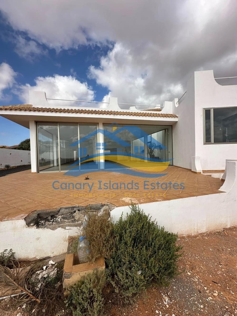 5 sovrum Villa till salu i Antigua - 590 000 € (Ref: 9215280)