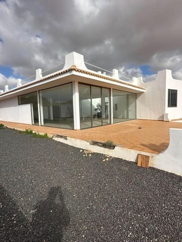 5 slaapkamer Villa te koop in Antigua - € 590.000 (Ref: 9215280)
