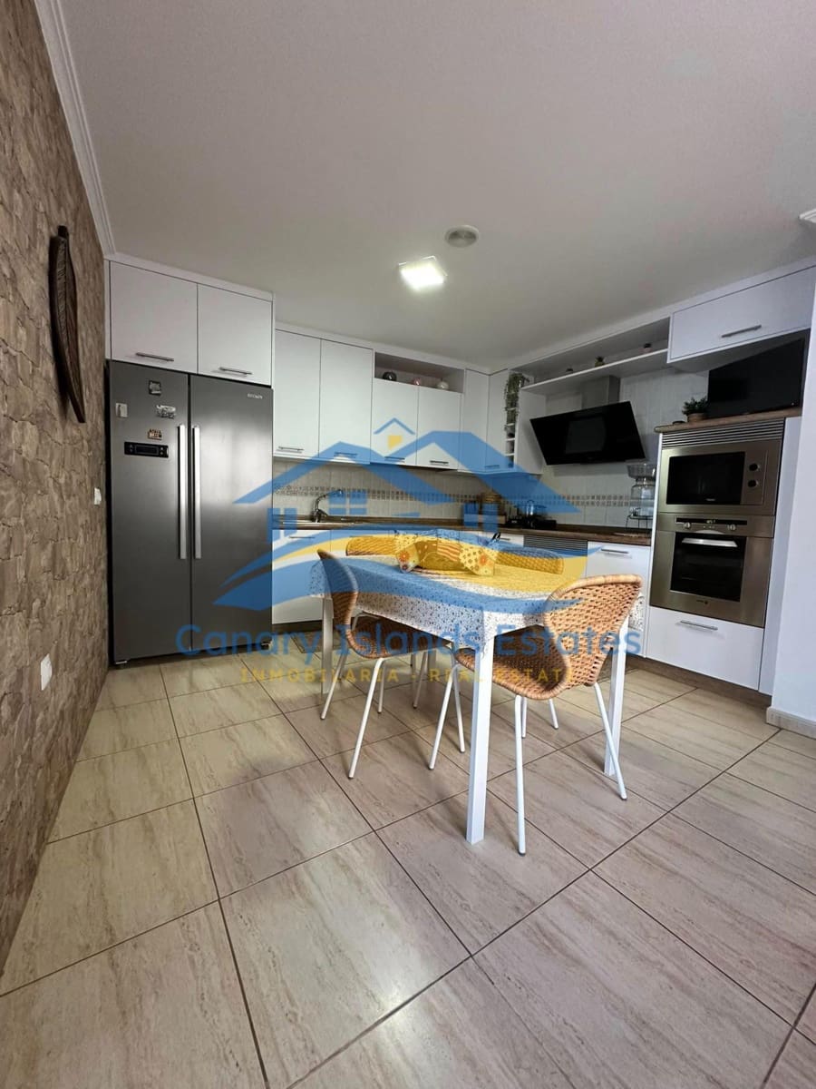 3 sypialnia Apartament na sprzedaż w Puerto Lajas - 480 000 € (Ref: 9215283)