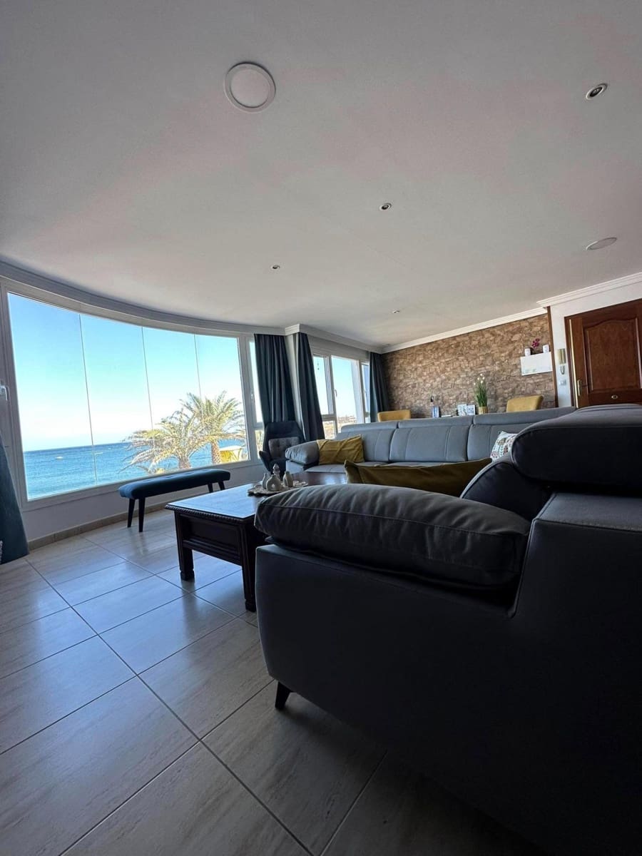3 slaapkamer Appartement te koop in Puerto Lajas - € 480.000 (Ref: 9215283)