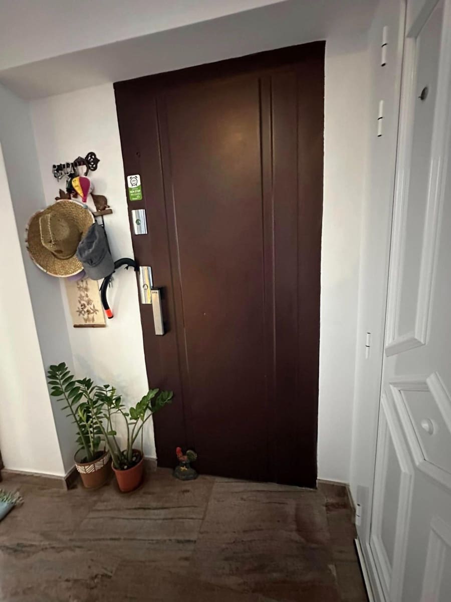 3 slaapkamer Appartement te koop in Puerto Lajas - € 480.000 (Ref: 9215283)