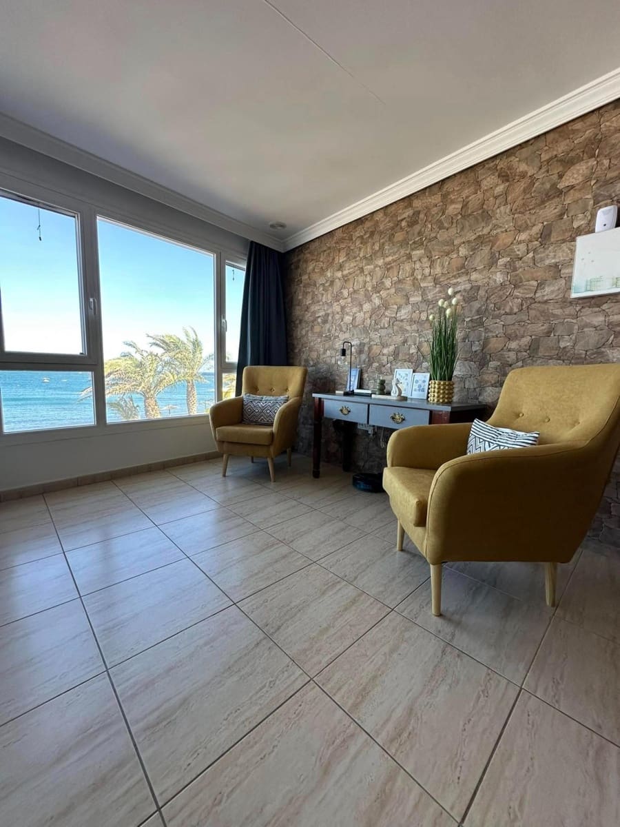 3 slaapkamer Appartement te koop in Puerto Lajas - € 480.000 (Ref: 9215283)
