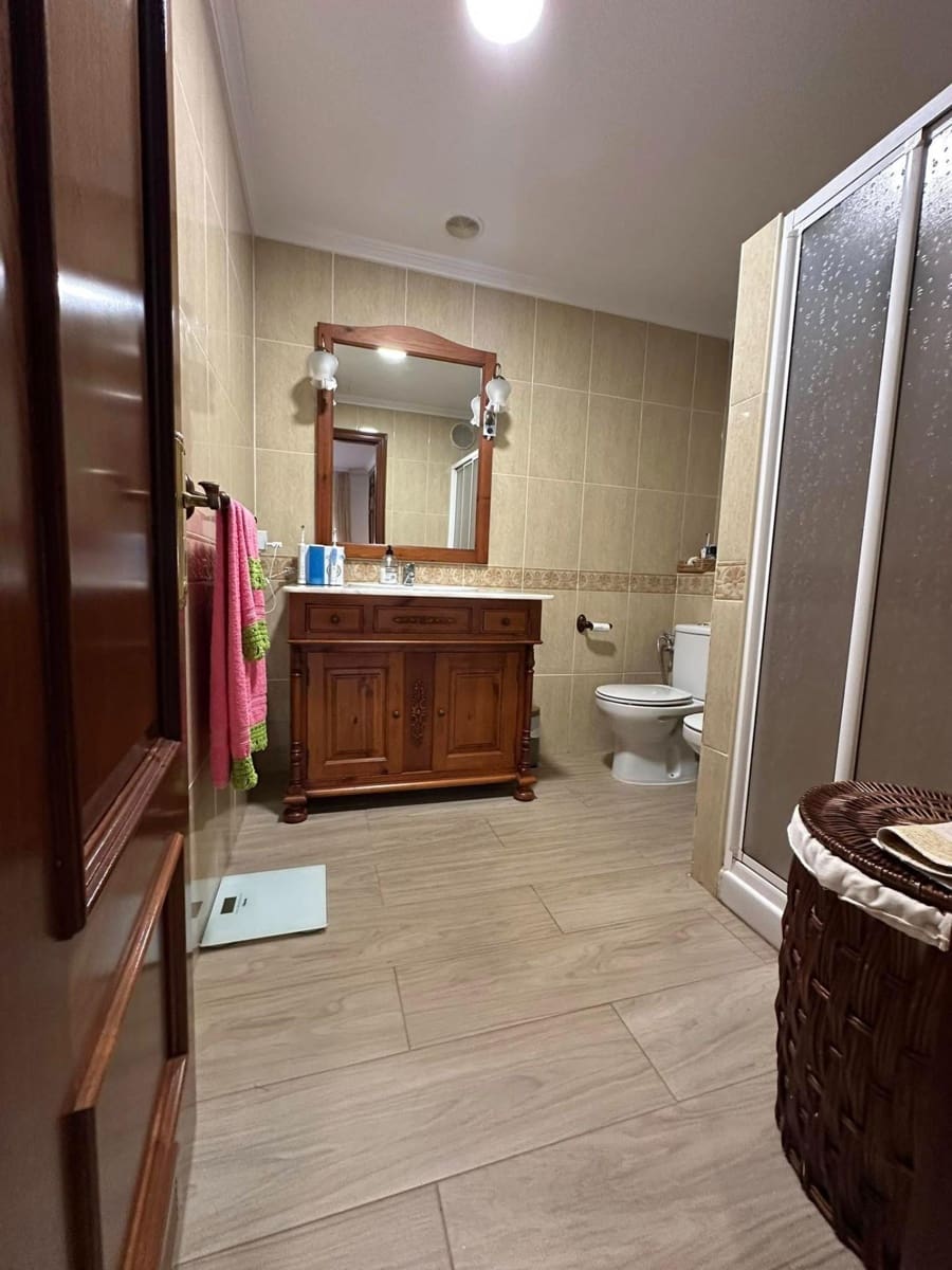3 slaapkamer Appartement te koop in Puerto Lajas - € 480.000 (Ref: 9215283)
