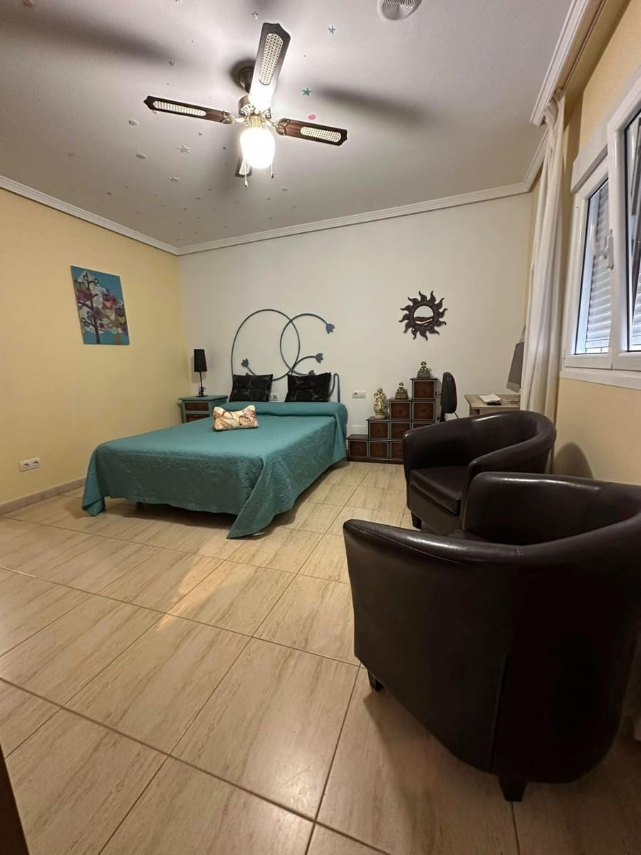 3 slaapkamer Appartement te koop in Puerto Lajas - € 480.000 (Ref: 9215283)