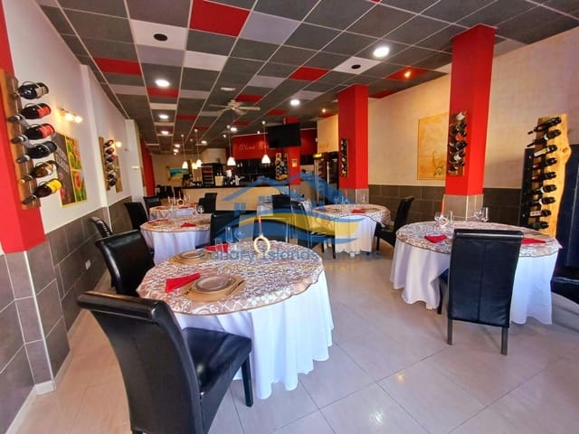 Commercial for sale in Puerto del Rosario - € 169,000 (Ref: 9215284)