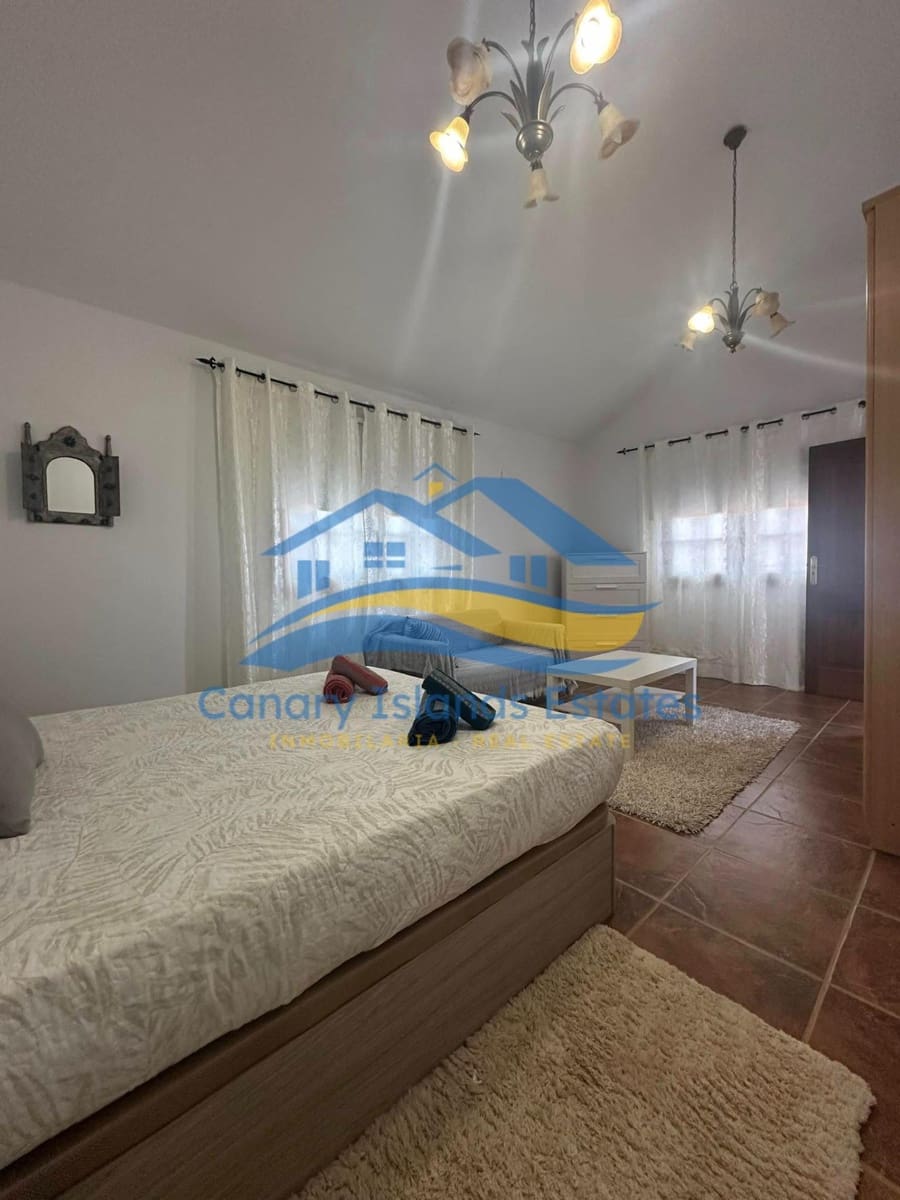 3 soveværelse Villa til salg i Antigua med garage - € 450.000 (Ref: 9215285)