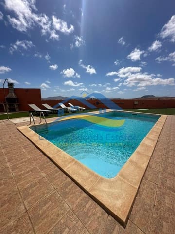 3 camera da letto Villa in vendita in Antigua con garage - 450.000 € (Rif: 9215285)