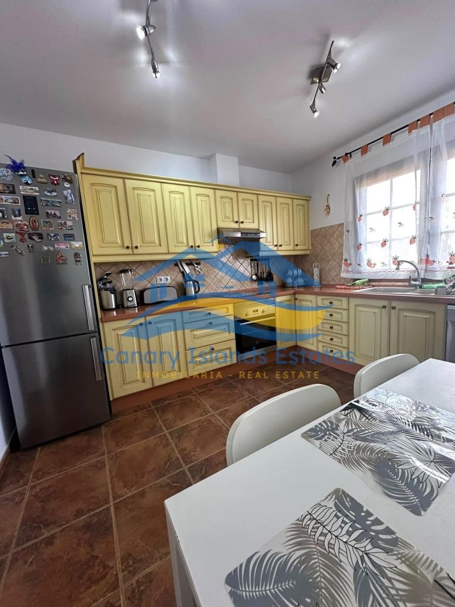 3 soveværelse Villa til salg i Antigua med garage - € 450.000 (Ref: 9215285)