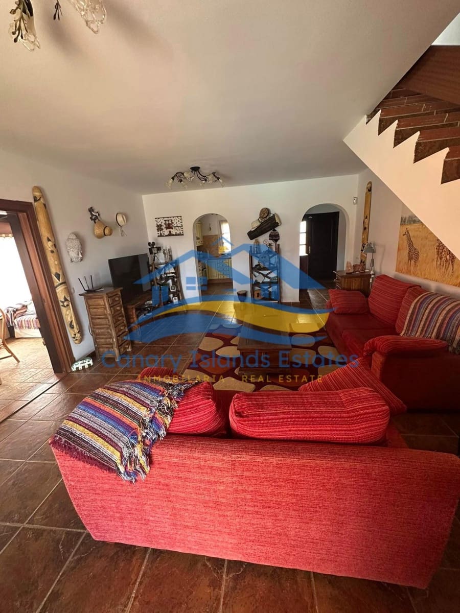 3 soveværelse Villa til salg i Antigua med garage - € 450.000 (Ref: 9215285)