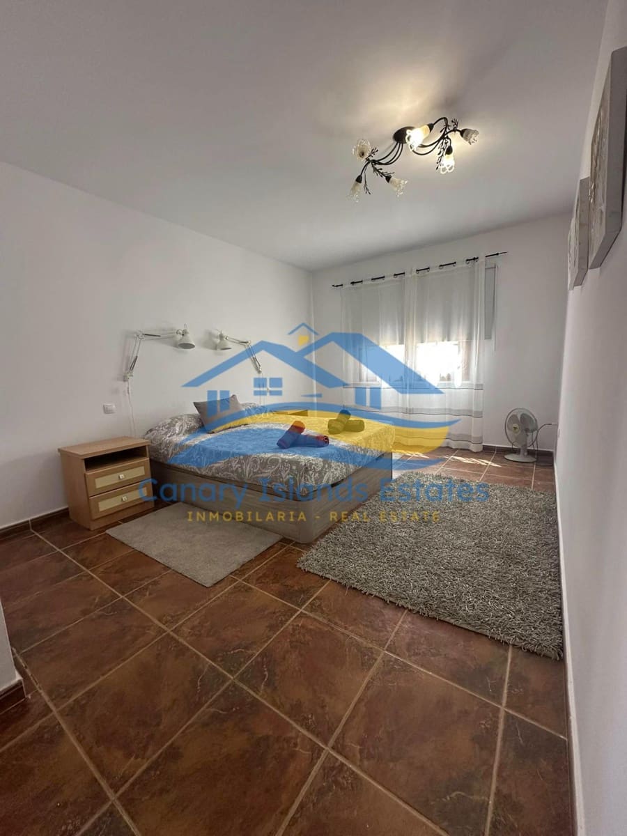 3 soveværelse Villa til salg i Antigua med garage - € 450.000 (Ref: 9215285)